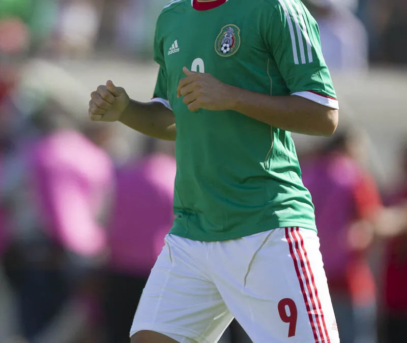 México quebra tabu de 40 anos, bate o Equador por 2 a 0 e avança no mata-mata da Copa 2026